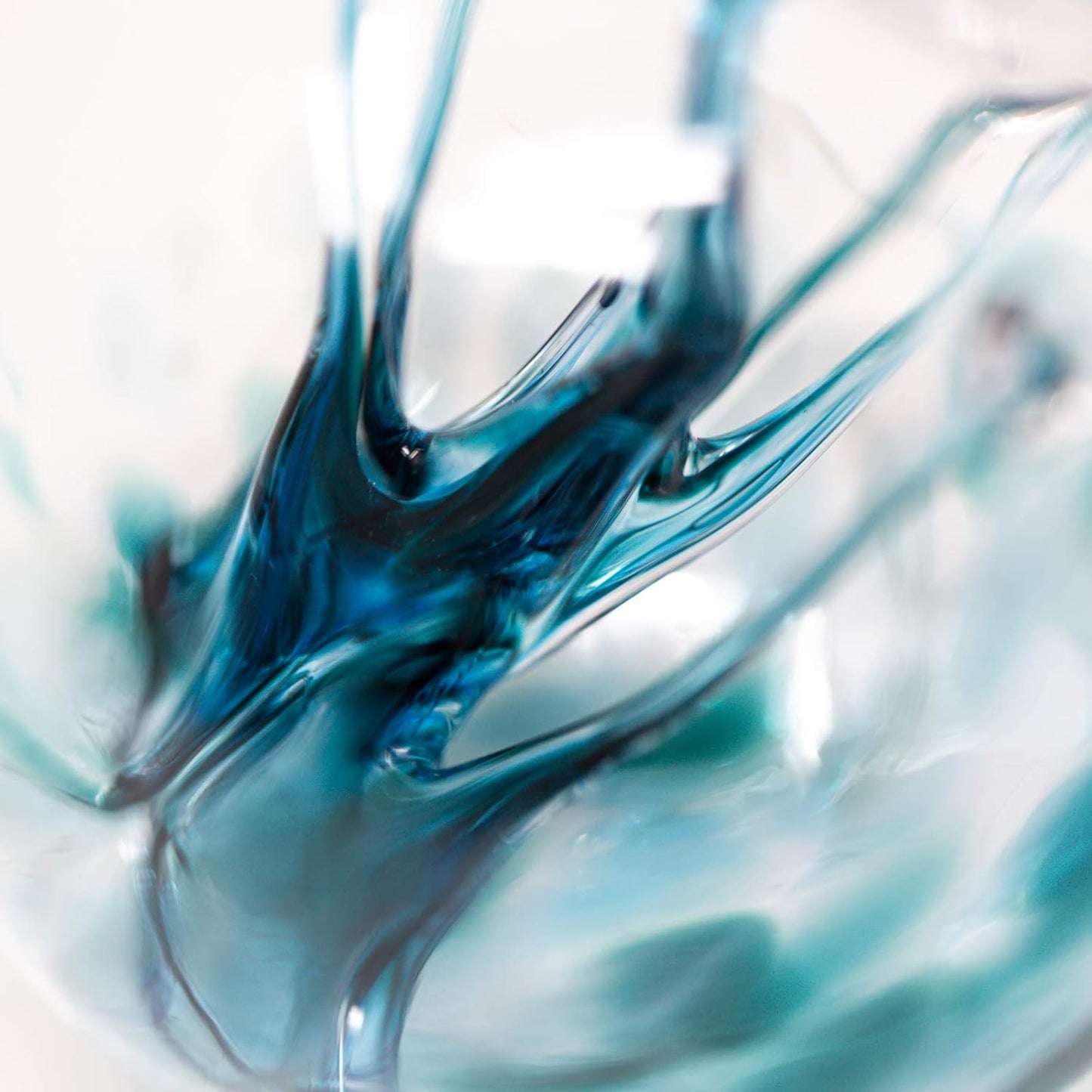 Luke Adams Handmade Glass Gazing Balls for Garden on Clearance – Hand Blown Glass Gazing Ball for Yard Décor – Decorative Garden Globe (Recycle Teal)