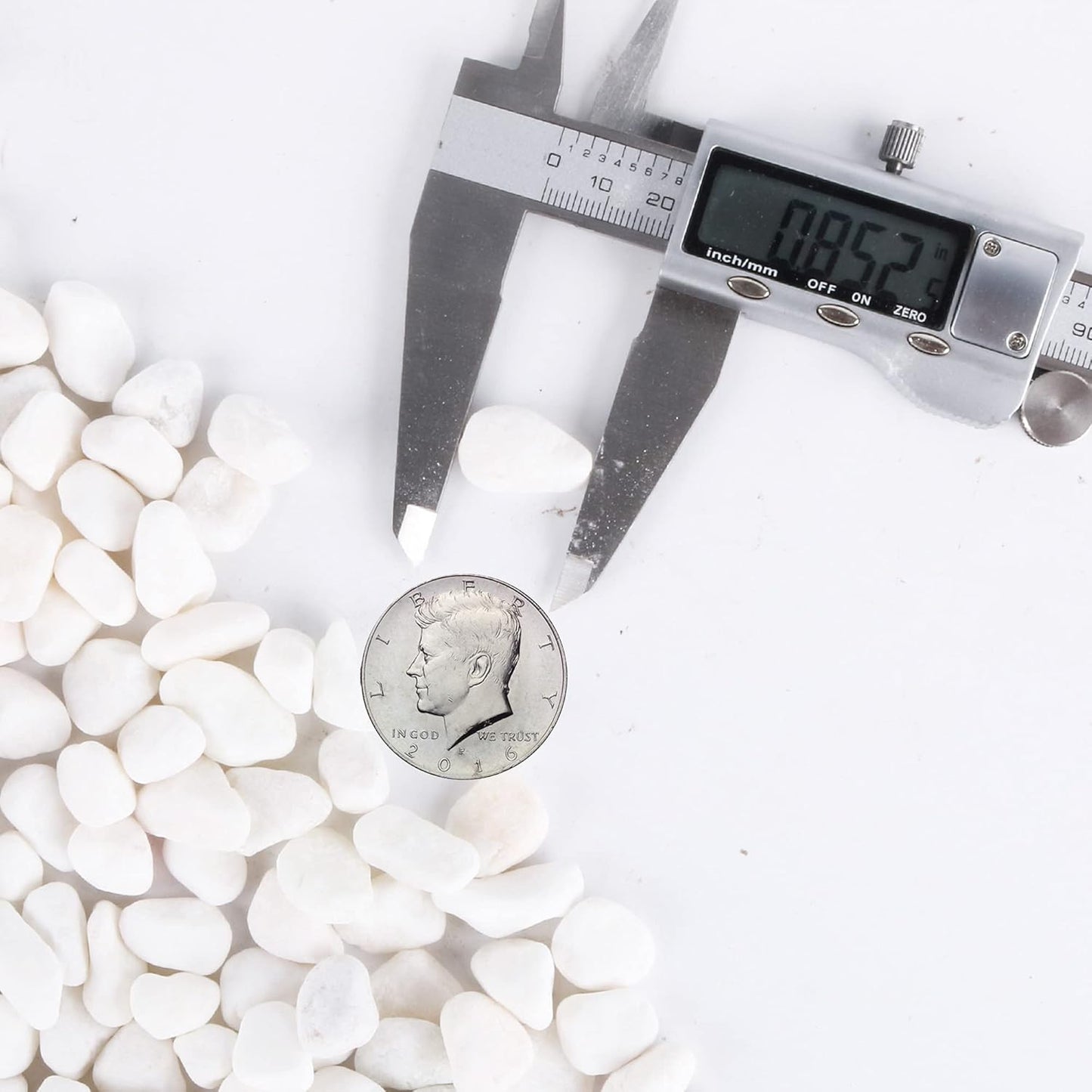 Anothera 18-lb Bulk Bag White Pebbles 1/2" Size Aquarium Gravel Outdoor Garden Paving Plant Decorative Stones…