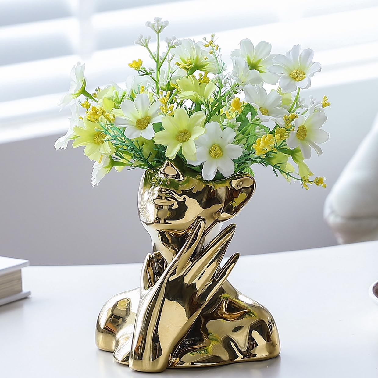 BrownLove Golden Ceramic Face Vase, Modern Golden Decorative Art Vase, Bookshelf Placed On The Desktop, Small Living Room, Office and Bedroom