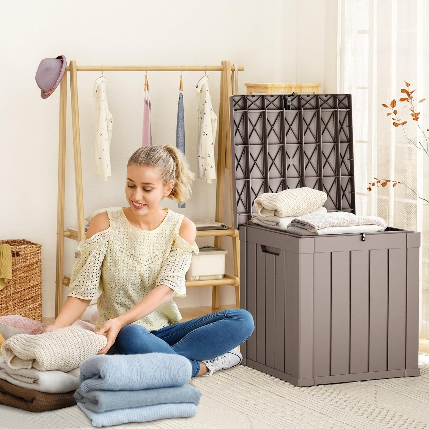 40 Gallon Resin Deck Box, Lockable Patio Outdoor Storage Box for Furniture, Garden Tools and Tools Storage, Waterproof Outside Storage Boxes - Grey