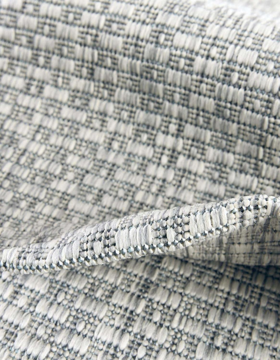 Unique Loom Outdoor Solid Collection Area Rug (12' Round Light Gray/Ivory)