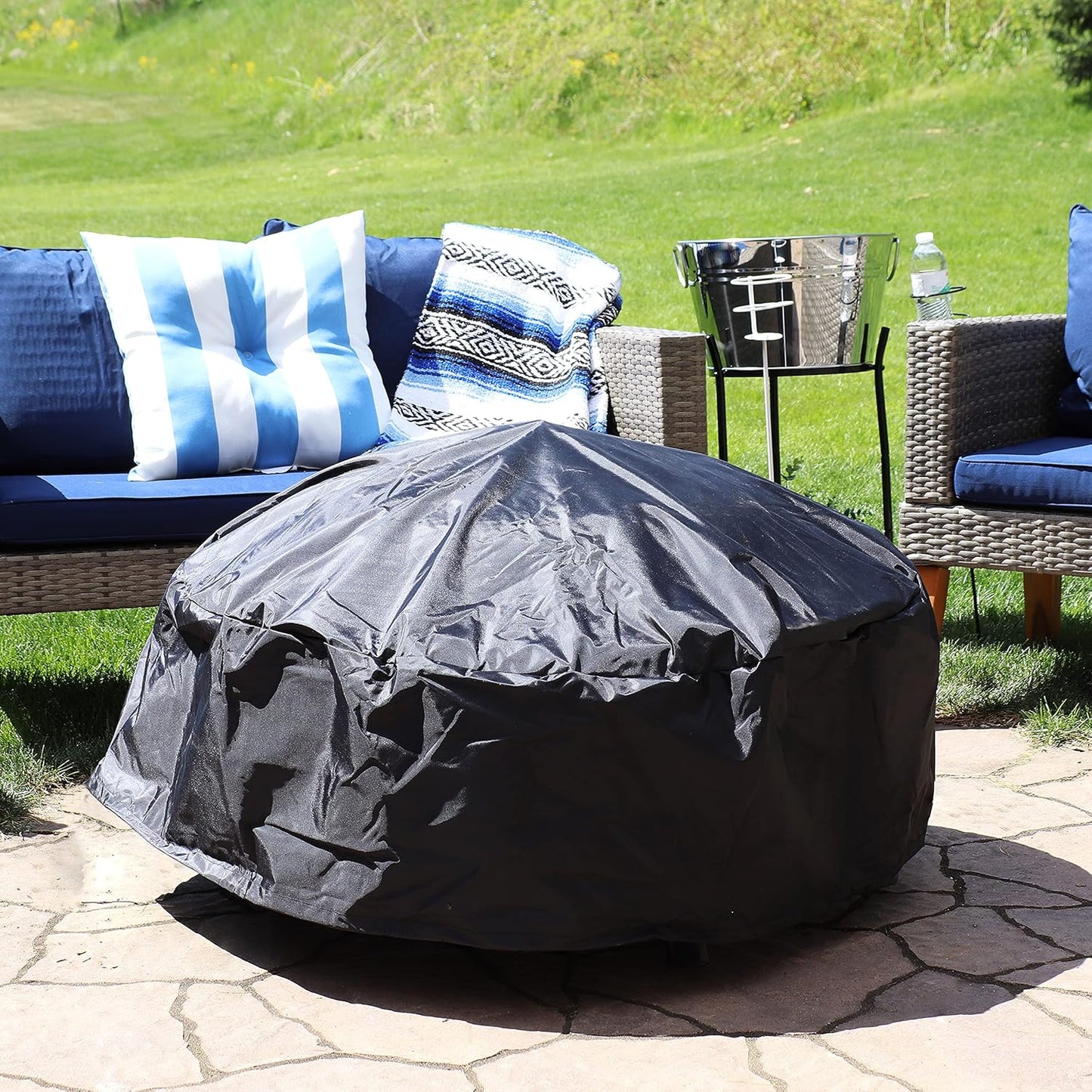 Sunnydaze Round Outdoor Fire Pit Cover - Heavy-Duty 300D Polyester and PVC with Drawstring Closure - Black - 30-Inch