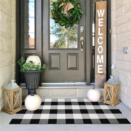IOHOUZE Buffalo Plaid Checkered Rug 2x4.3 Ft Front Door Mats, Washable Area Rugs for Front Porch Decor, Spring Summer Welcome Mats Outdoor, Black White Rug for Farmhouse/Entryway/Home Entrance