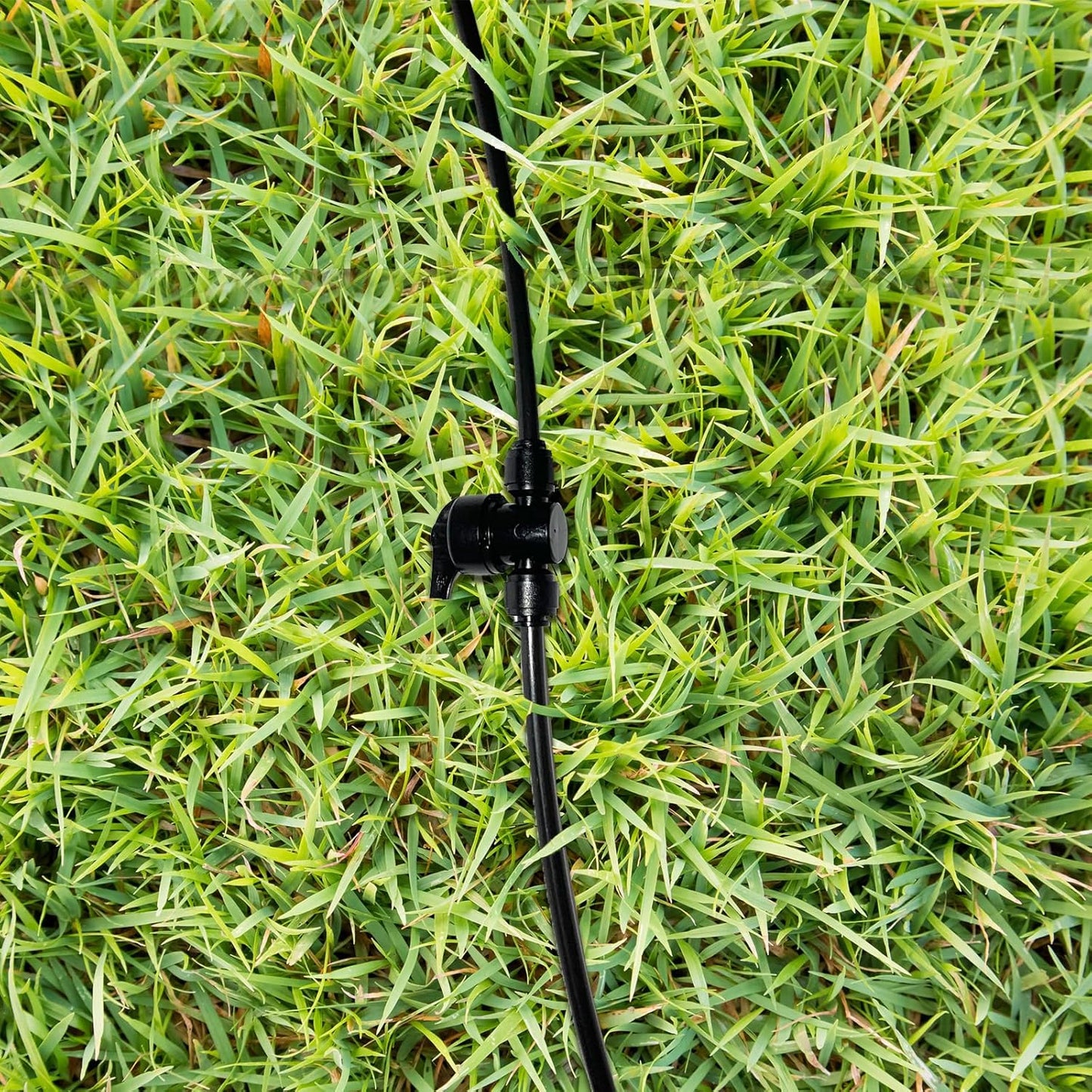 10 Pack Quick Connect 1/4" Drip Irrigation Shut Off Valve, Universal Drip Irrigation Tubing Coupling Valve, Leak Free Connector Locking Fitting for Sprinkler or Drip Irrigation System