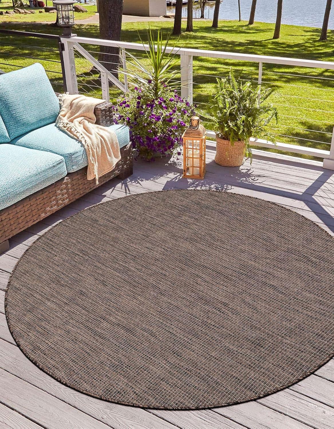 Unique Loom Outdoor Solid Collection Area Rug (7' 10" Round Light Brown/Ivory)