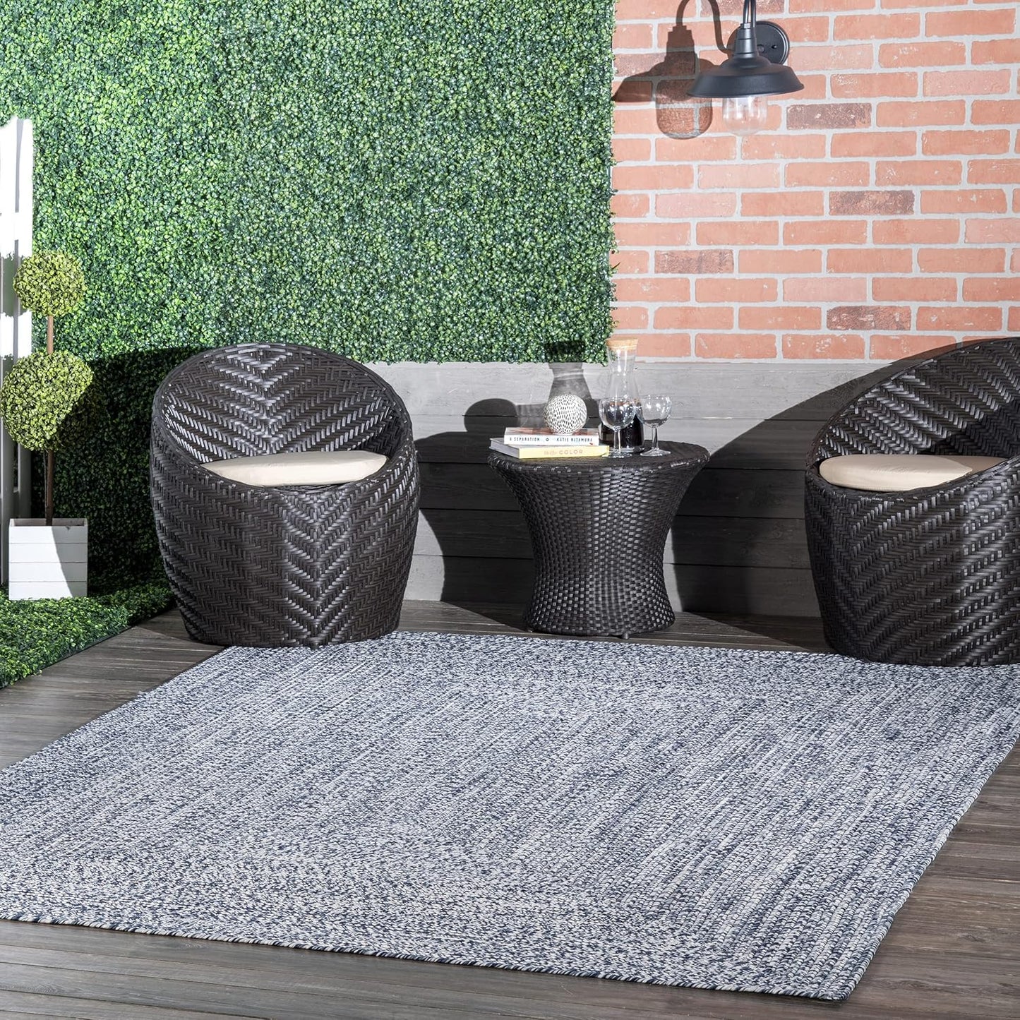 nuLOOM 2' x 18' Solid Hand Braided Indoor/Outdoor Area Rug, Pet-Friendly, High Traffic, Weather Resistant, for Patio, Balcony, Bedroom, Living, Dining Room, Wynn Navy