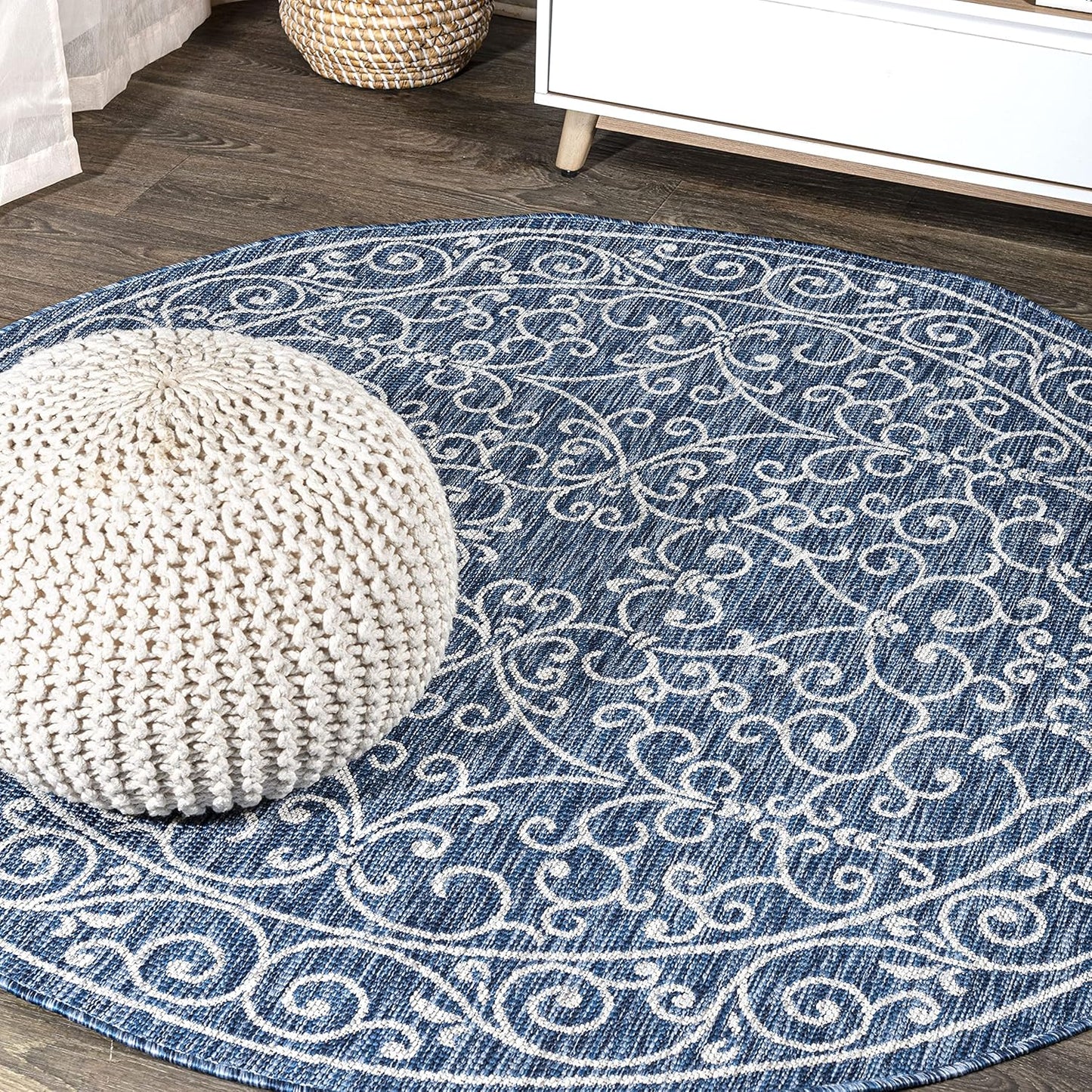 JONATHAN Y SMB106D-5R Charleston Vintage Filigree Textured Weave Indoor Outdoor Area Rug Classic Coastal Easy-Cleaning Bedroom Kitchen Backyard Patio Non Shedding, 5' Round, Navy/Gray