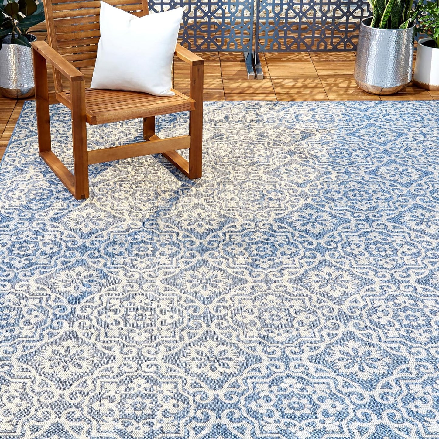 Nicole Miller New York Patio Country Julia Transitional Geometric Indoor/Outdoor Area Rug, Blue/Grey, 1'9"x2'11"